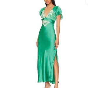 ๐REVOLVE FP Green Satin Dress with Embroidered Details